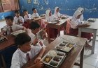 DIDUGA PENYAJIAN MENUNYA ASAL, LSM PBSR AJAK PENGURUS MBG KONDANGJAYA BERAUDIENSI