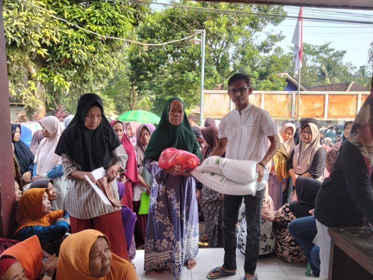 ‎Penyaluran Bantuan Pangan Periode Juni 2026 di Kecamatan Saketi Berjalan Lancar, Disalurkan Melalui Bulog Gudang Pandeglang